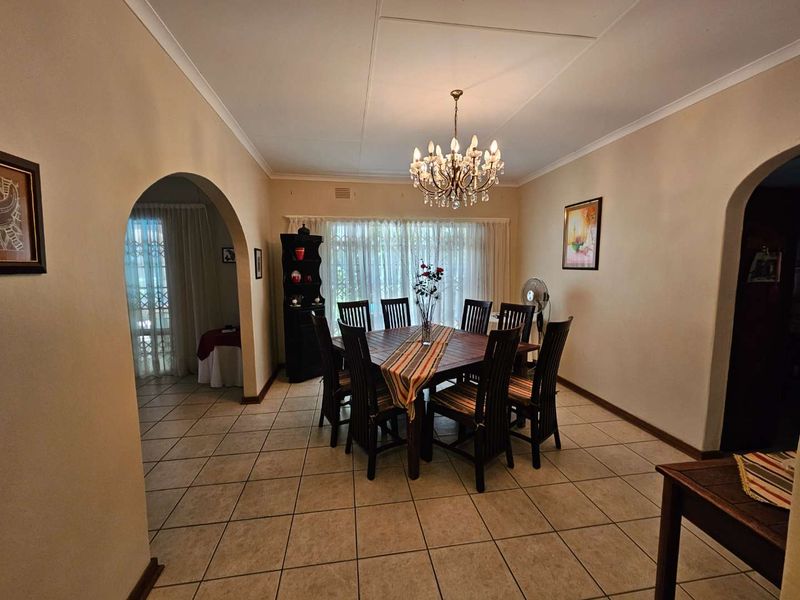 Stunning 5-Bedroom Double Story Home Bordering iSimangaliso Wetlands Park - Photo 6