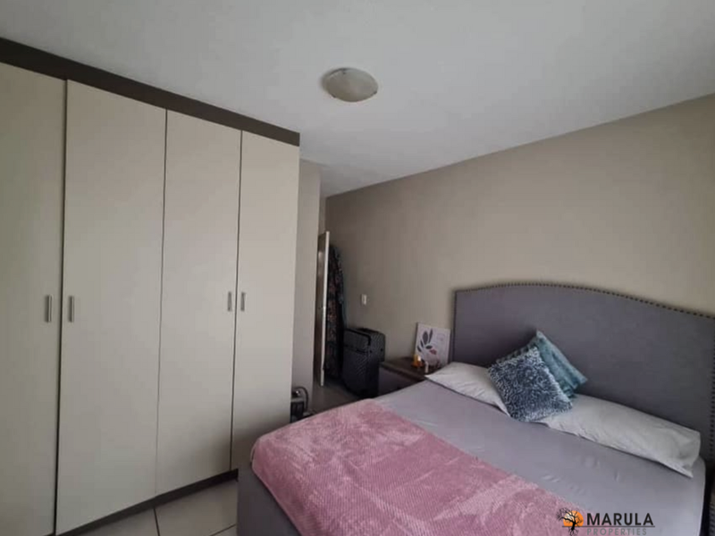 2-Bedroom Apartment For Sale | N$1 215 000 - Photo 5