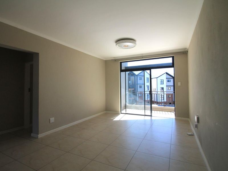 Spacious living at its best ! - Photo 4