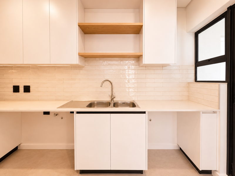 Bespoke 4 Bedroom Luxury Home with Designer Finishes in Sandown, Blouberg. - Photo 6