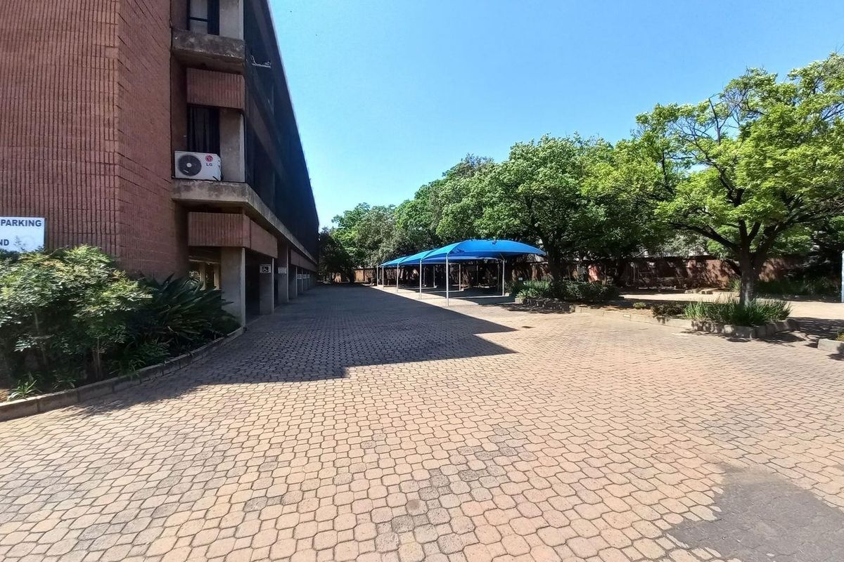 877m2 Alrode Office To Let - Photo 3