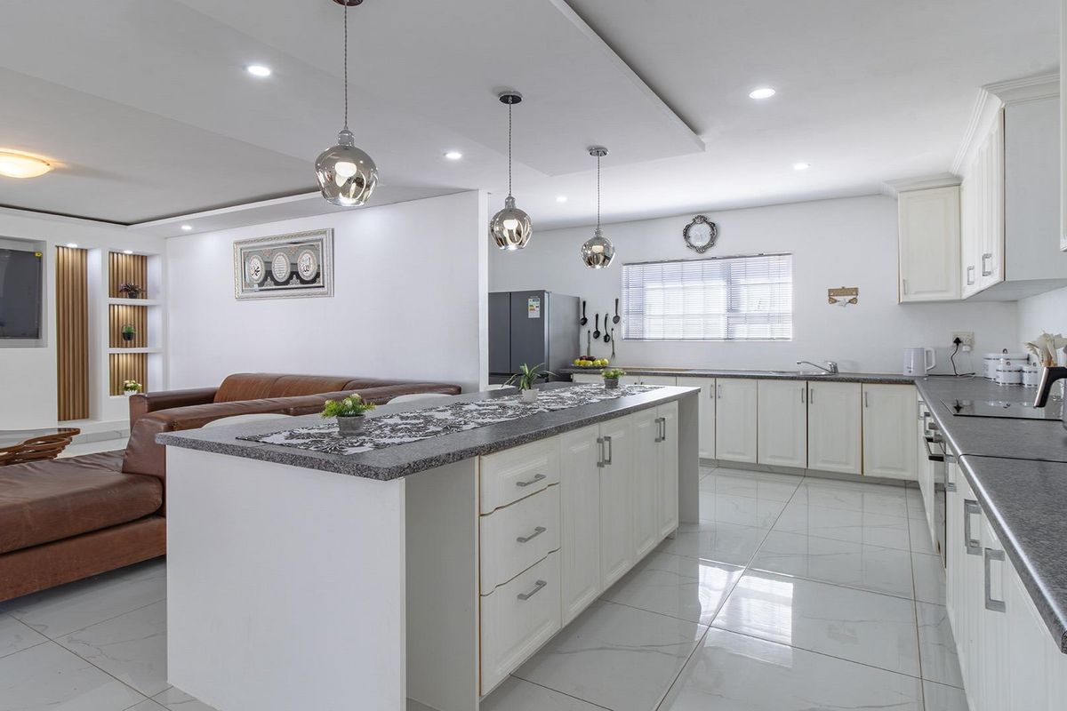 Your perfect escape in one of Parklands’ most peaceful pockets. - Photo 5