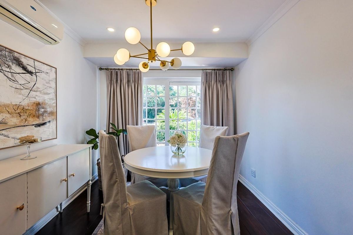 Stylish Furnished 3-Bedroom Home with a 2 bedroom Apartment with Pool & Solar Power - Photo 5