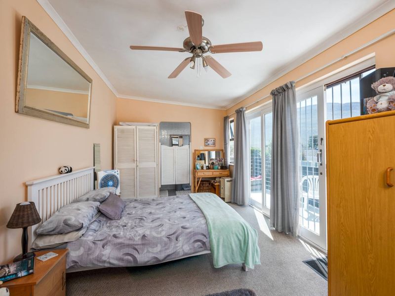 Your Dream Family Home Awaits - Photo 9