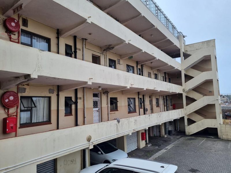 Investment  opportunity Apartment in Quigney - Photo 10