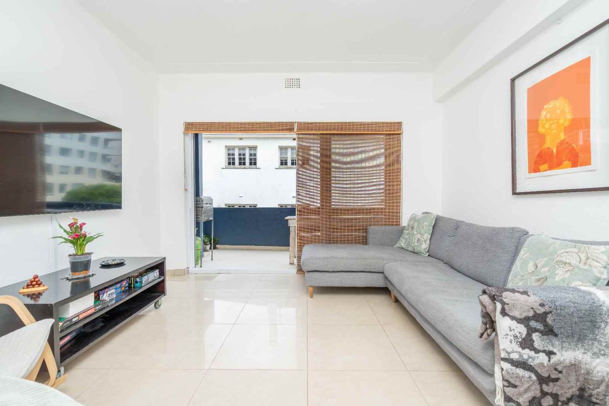 2 Bed / 1 Bath Airbnb Investment For Sale - Photo 4