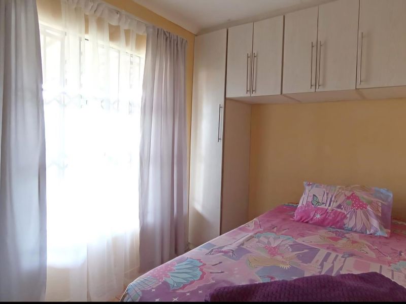2 Bedroom House for Sale in Soshanguve Ext6 - Photo 10