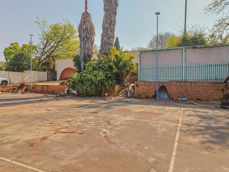 Investment Property with a potential of           R 72 000 / month Rental Income - Photo 7