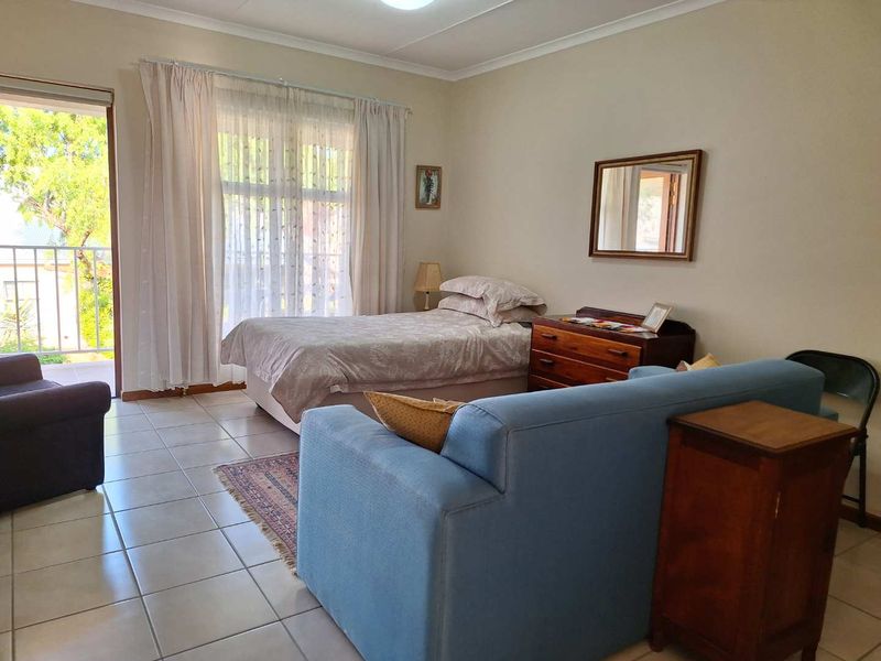 Fantastic Over 50's Convenient Living - Photo 6