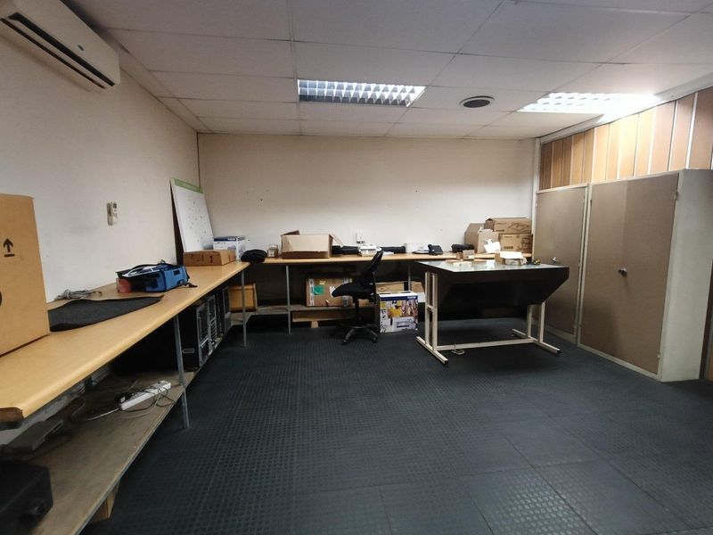 1224m2 - Warehouse To Lease | Shared Yard - Photo 6