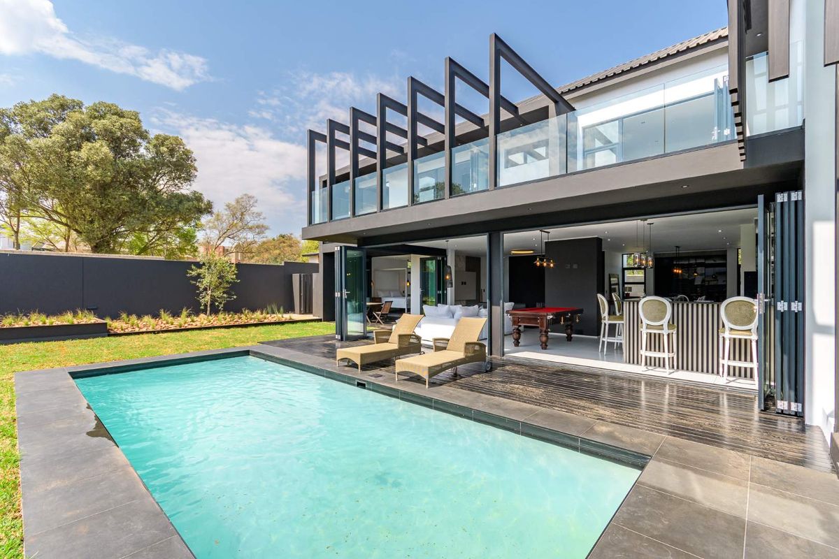 Home with a bold future - Photo 4