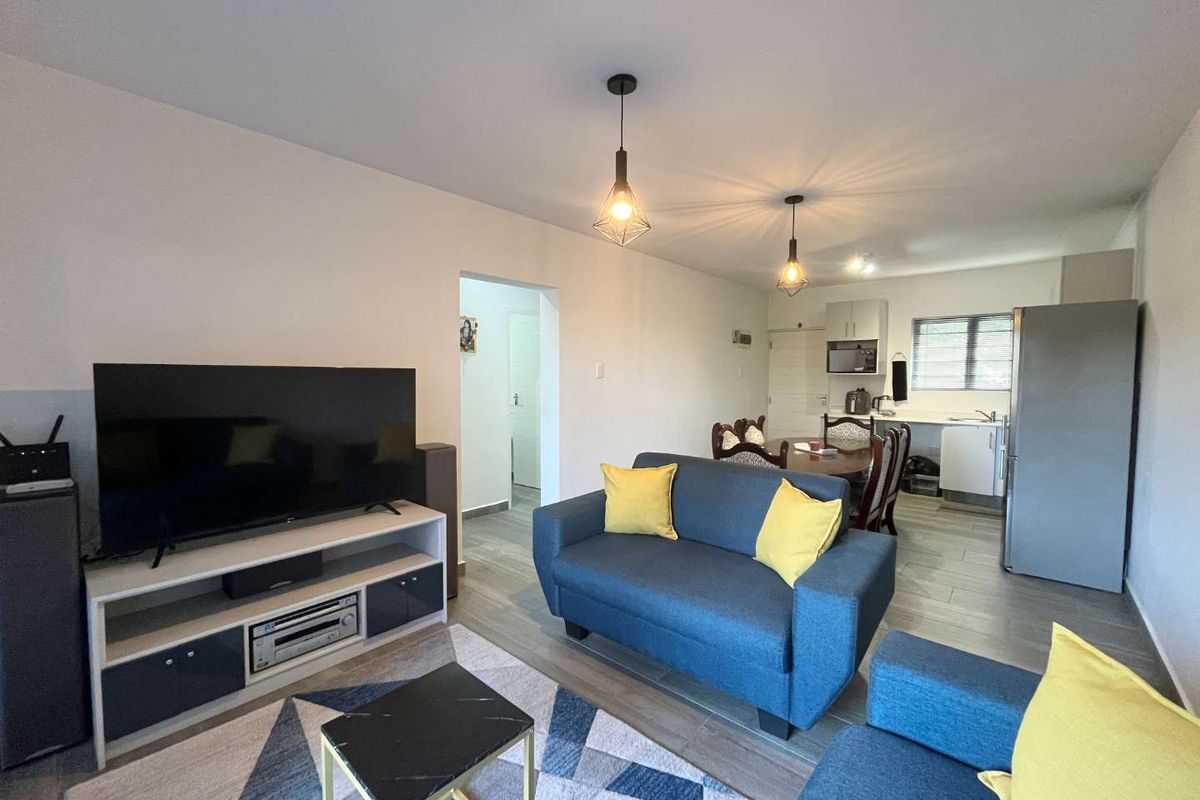 Hendra - Chic Urban Retreat , 2 Bedroom apartment in Park Hill , Durban North - Photo 3