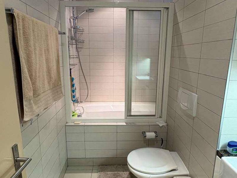 Neat & spacious 2 Bedroom Apartment for sale in CBD - Photo 6