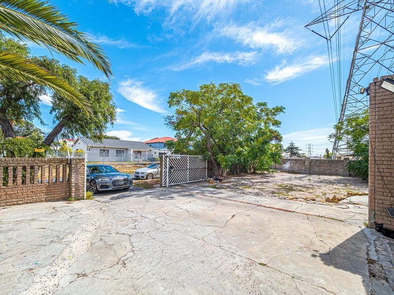 Beatiful home in Upmarket pocket of Gatesville - Photo 7