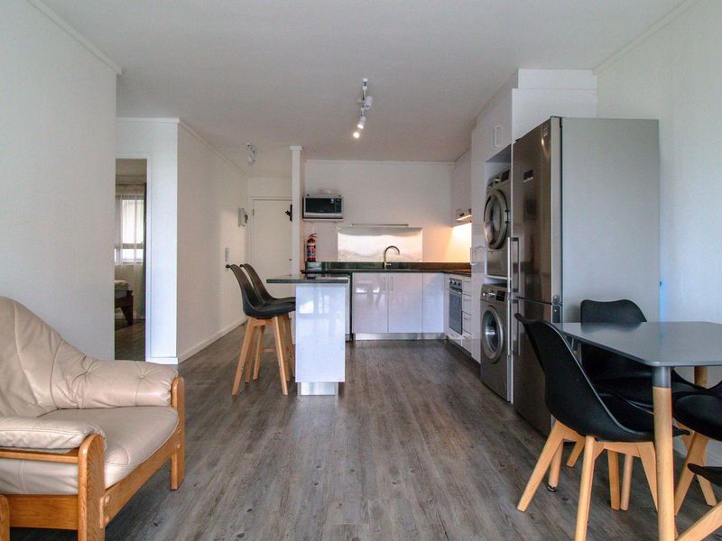 Further Reduced: Fully Furnished Investment Dream. - Photo 10