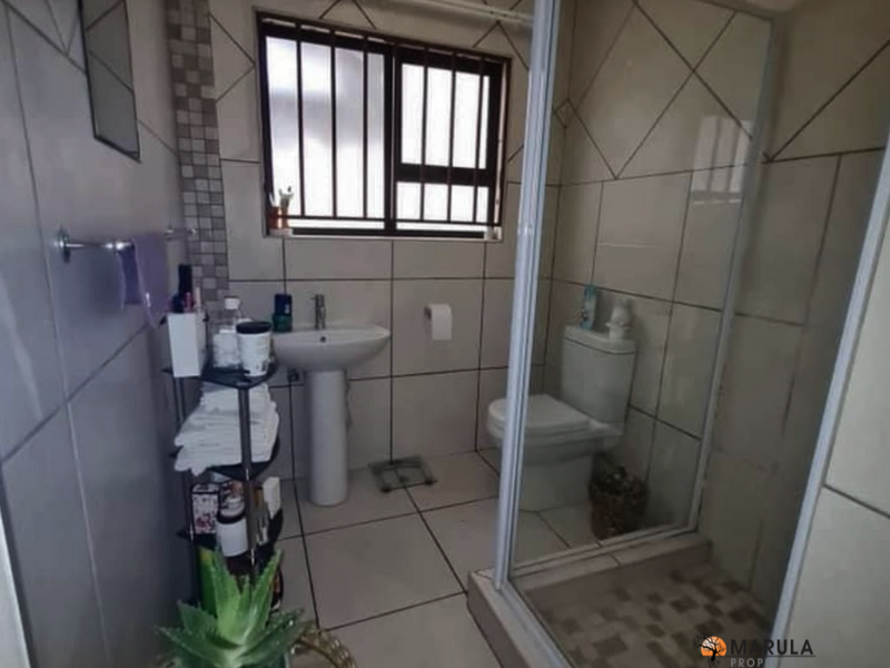 2-Bedroom Apartment For Sale | N$1 215 000 - Photo 7
