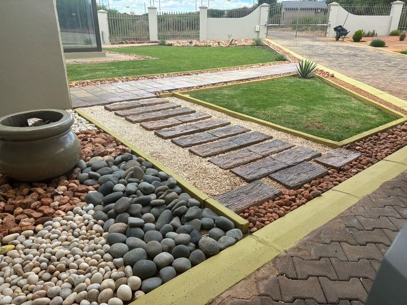 EXCLUSIVE HOUSE FOR SALE IN FINKENSTEIN ESTATE - Photo 2