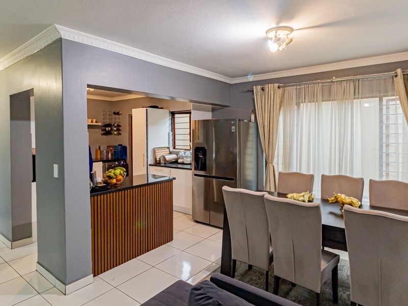 Charming 3-Bedroom Cluster in Secure Craigavon Estate - Photo 5