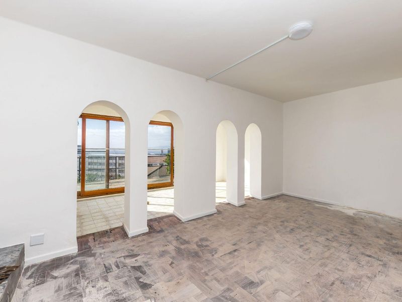Dream Home Potential Meets Prime Development Opportunity - Photo 6