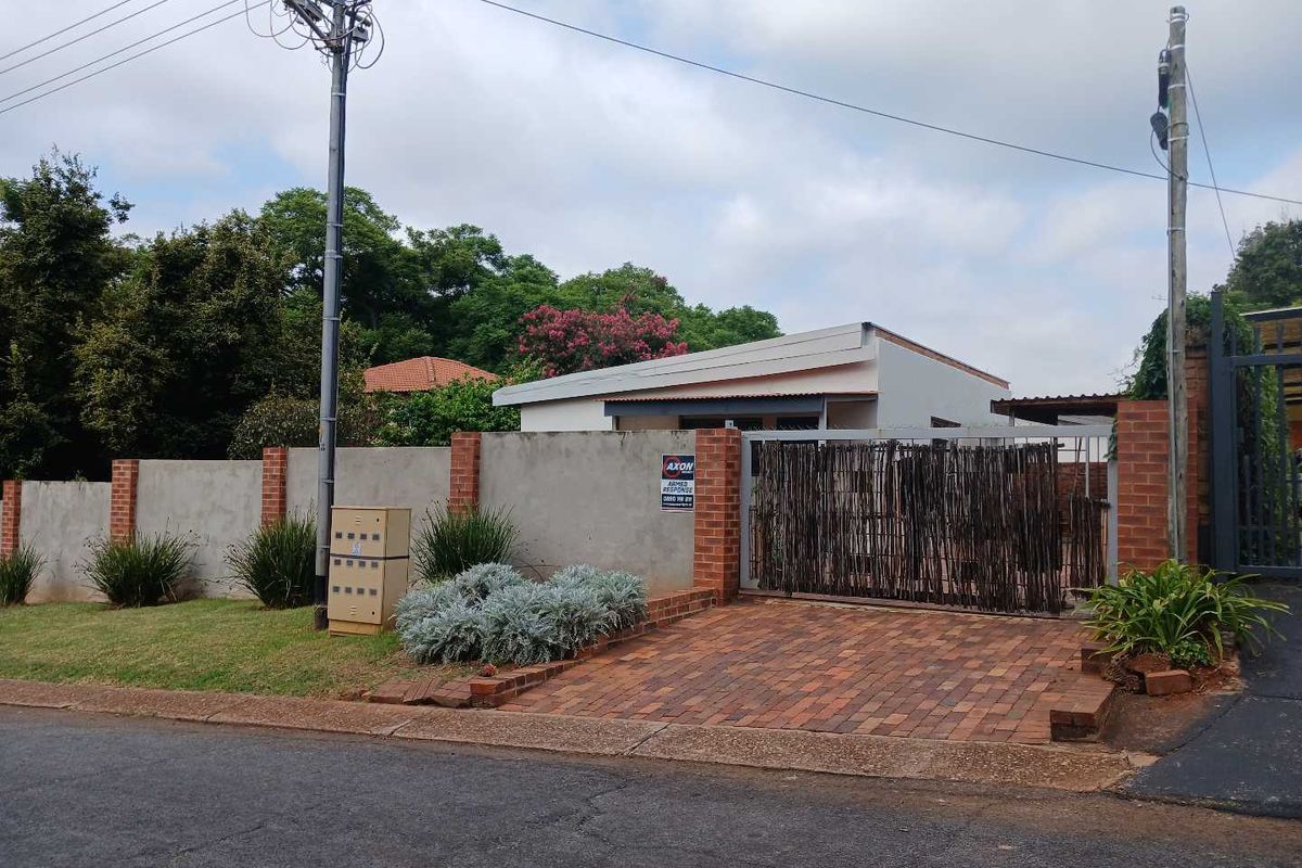 1 Bedroom, 1 Bathroom House - Photo 4