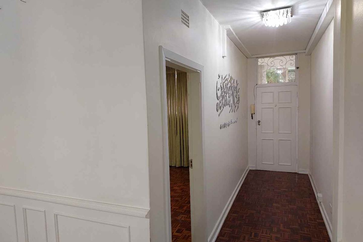 3 BEDROOM APARTMENT TO RENT NEAR MELROSE - Photo 4