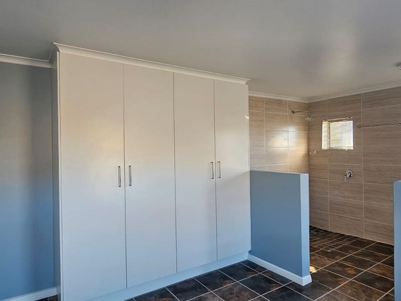 2 Bedroom Renovated Home for long term rental - Photo 9