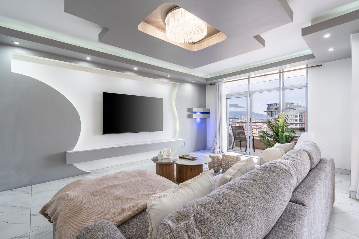 3 Bedroom Duplex Penthouse in the Iconic Knightsbridge, Century City - Photo 5