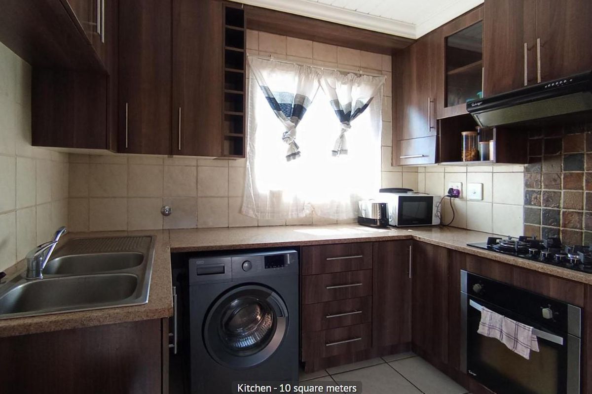 2 Bedroom Apartment in Andeon - Photo 3