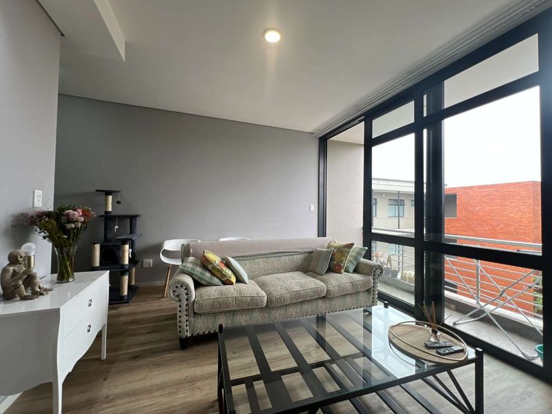 Upmarket 2-Bedroom Apartment Available! - Photo 8