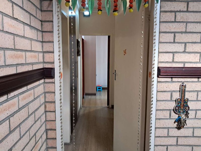 4 Bedroom House for Sale - Photo 7