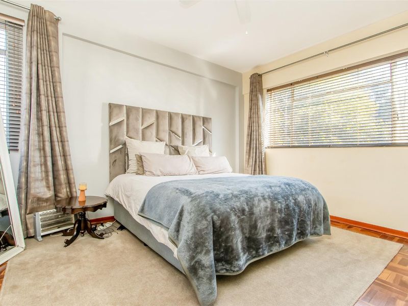 Spacious 2 Bedroom,2 Bathroom apartment in Killarney - Photo 5