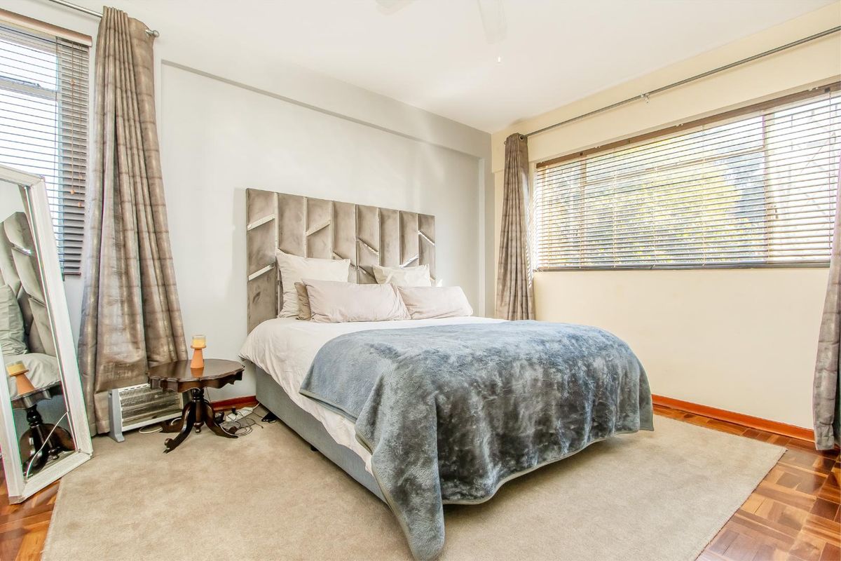 Spacious 2 Bedroom,2 Bathroom apartment in Killarney - Photo 5