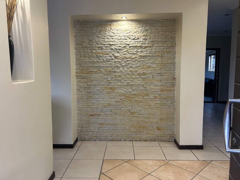 **Charming Family Home with Exceptional Outdoor Entertainment Space** - Photo 8