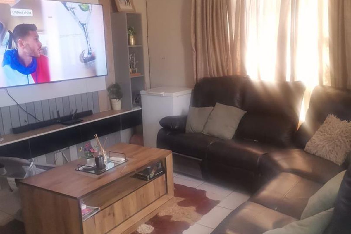 3 Bedroom House For Sale in Vanderbijlpark CE 7 - Photo 5