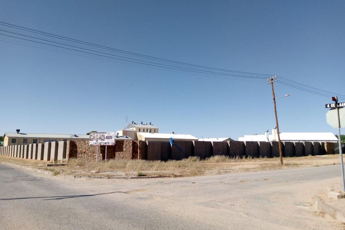 Exclusive Plots in Security Estate - Kakamas Best Location! - Photo 4