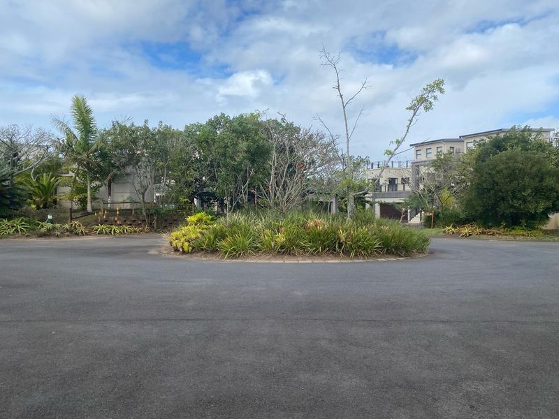 Excuiste Apartment For Sale in Palm Lakes Estate - Photo 5