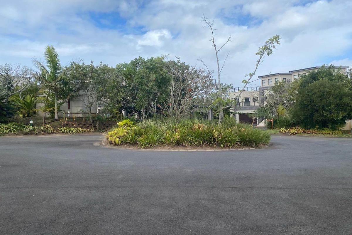 Excuiste Apartment For Sale in Palm Lakes Estate - Photo 5