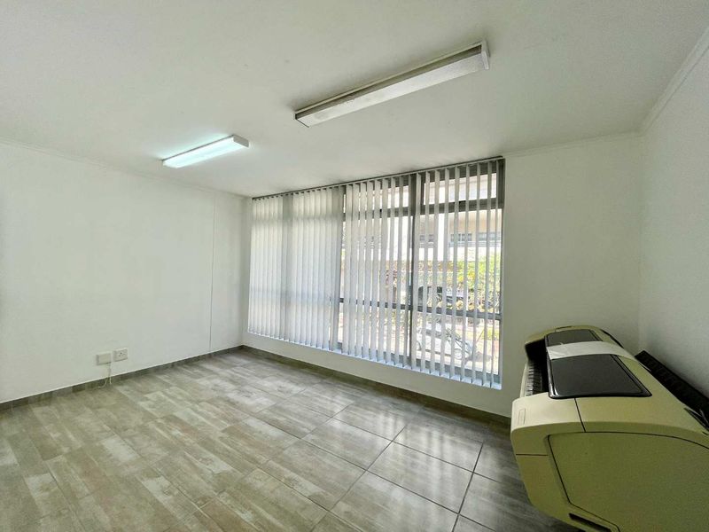 Hendra -  Prime Office Space for Sale - Ideal for Professionals !! - Photo 2