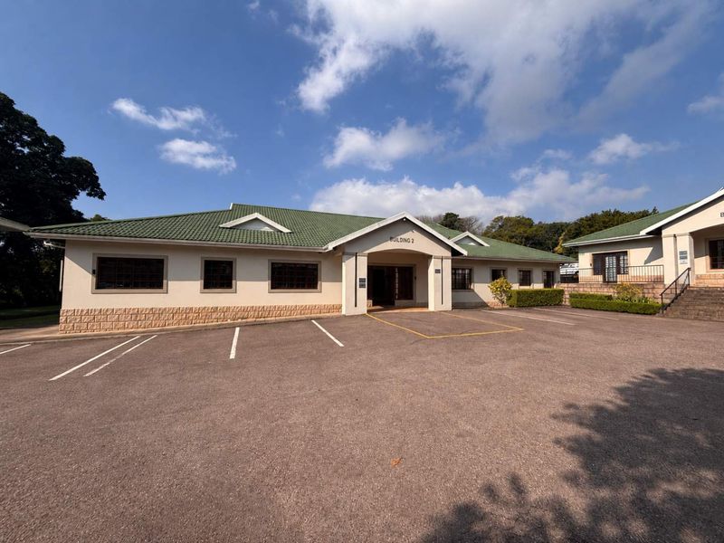 Prime Investment Opportunity: Fully Tenanted Office Block in Kloof Medical Centre - Photo 1