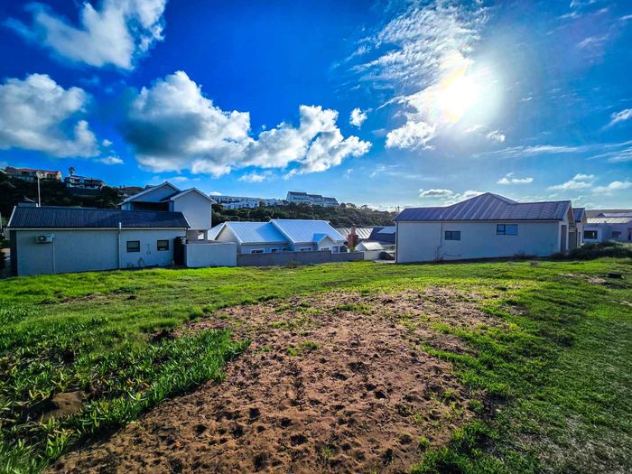 Property #2374906, Vacant Land Residential For Sale in Still Bay West