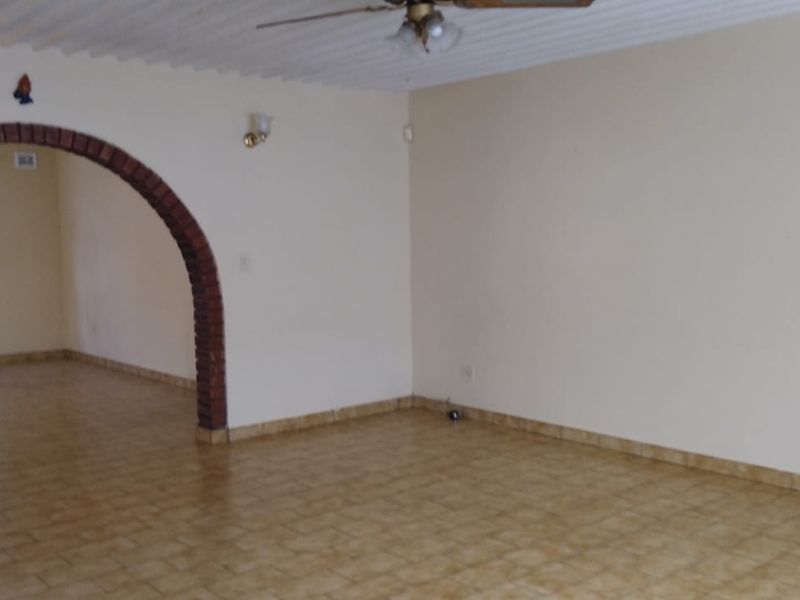 Lovely 4 Bedroom Double storey House for rent - Photo 6