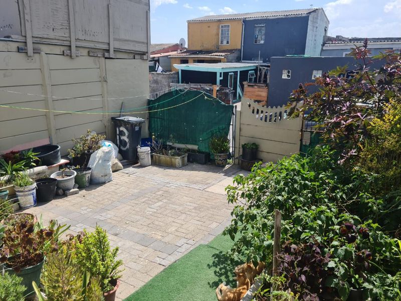 CHARMING 4 BEDROOM FAMILY HOME FOR SALE!!! - Photo 3