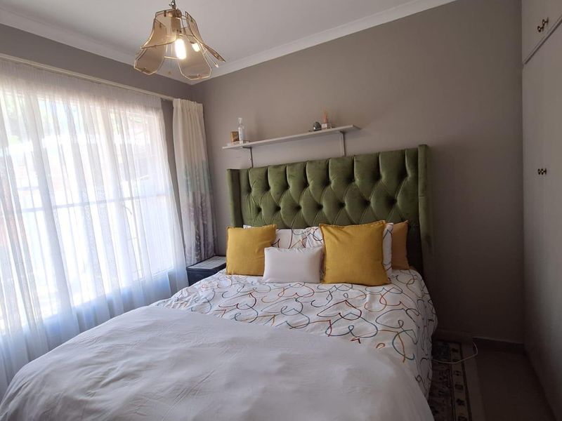 Secure & Perfectly Located in Langenhovenpark - Photo 5