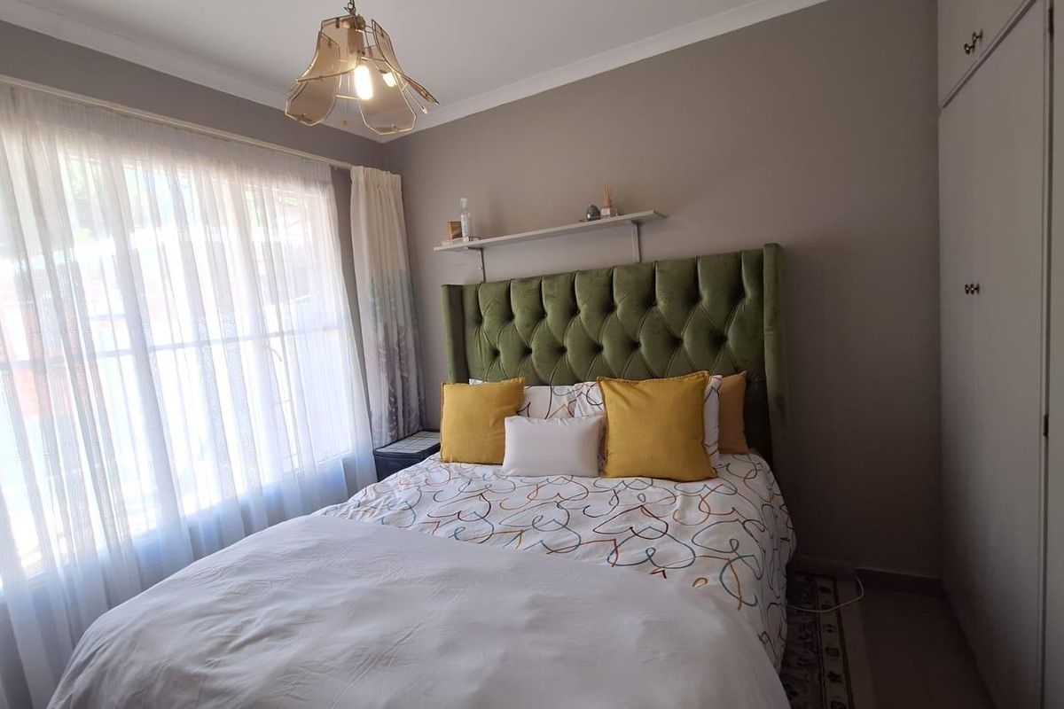 Secure & Perfectly Located in Langenhovenpark - Photo 5