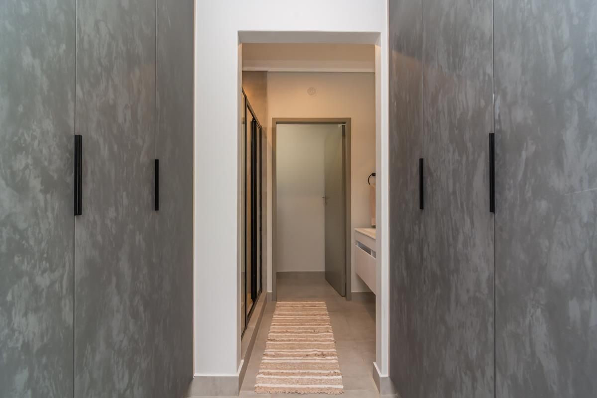 Spacious 4-bedroom family home for Sale in Baltimore Estate, Northriding - Photo 3
