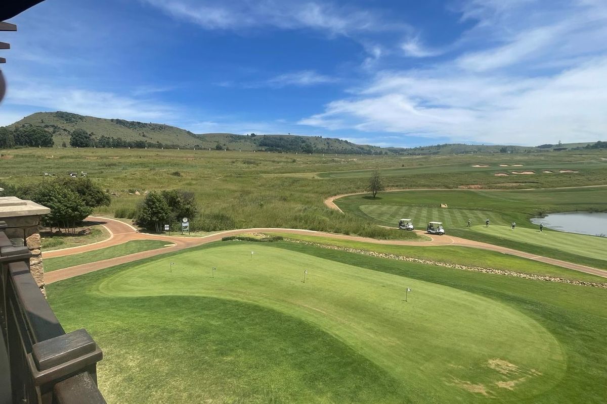 Fantastic stand on Ernie Els Golfing Estate 1049 - Photo 5