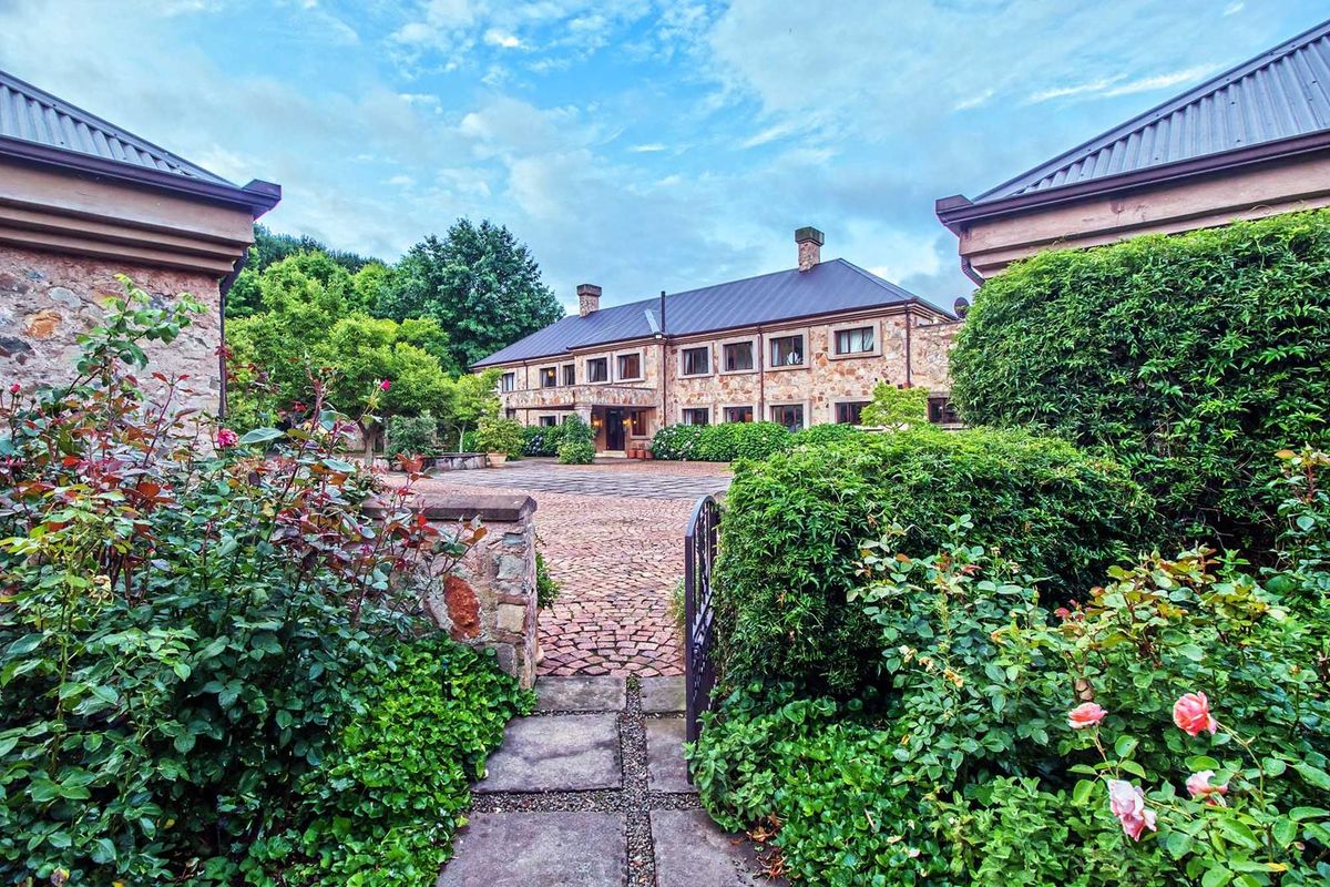 The Manor at Walkersons - An Unrivalled Legacy Residence - Photo 2