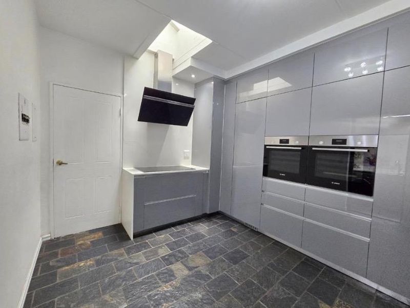 3 Bedroom Townhouse for Sale in Glenvista - Photo 3