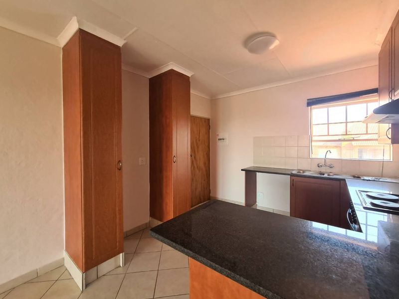 Welcome to Hazeldean – A Load Shedding Free Area! - Photo 8