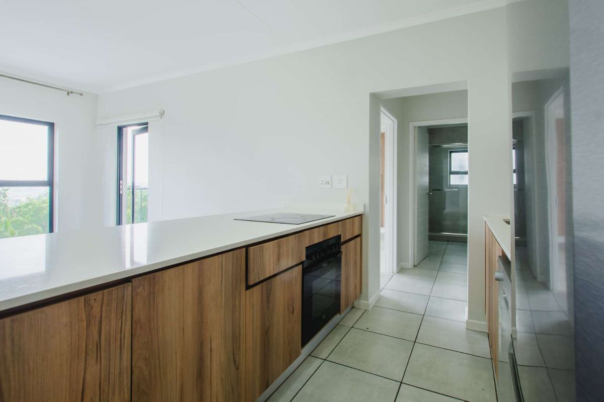 Modern Elegance & Effortless Living - Photo 2